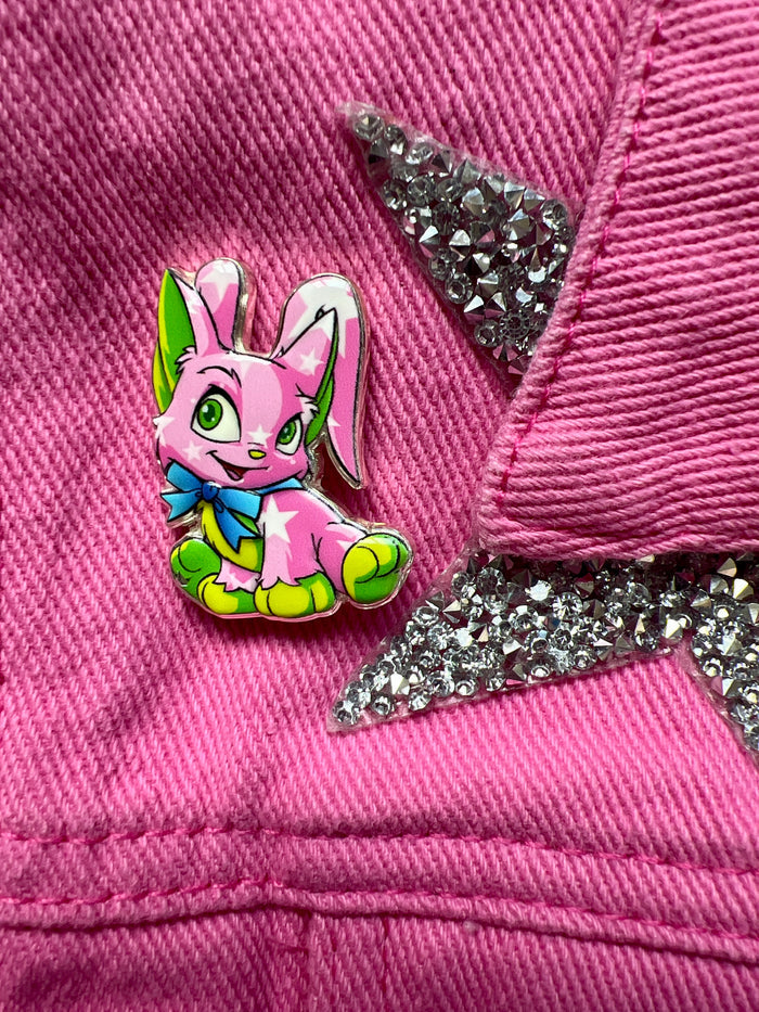 25th Anniversary Acara Pin, Neopets