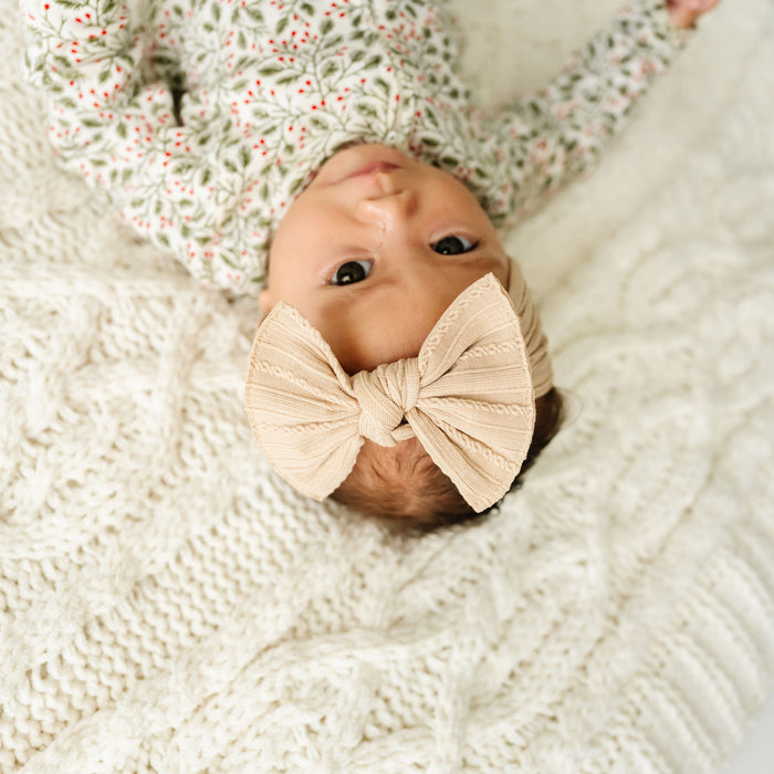 Cable Knit Knot