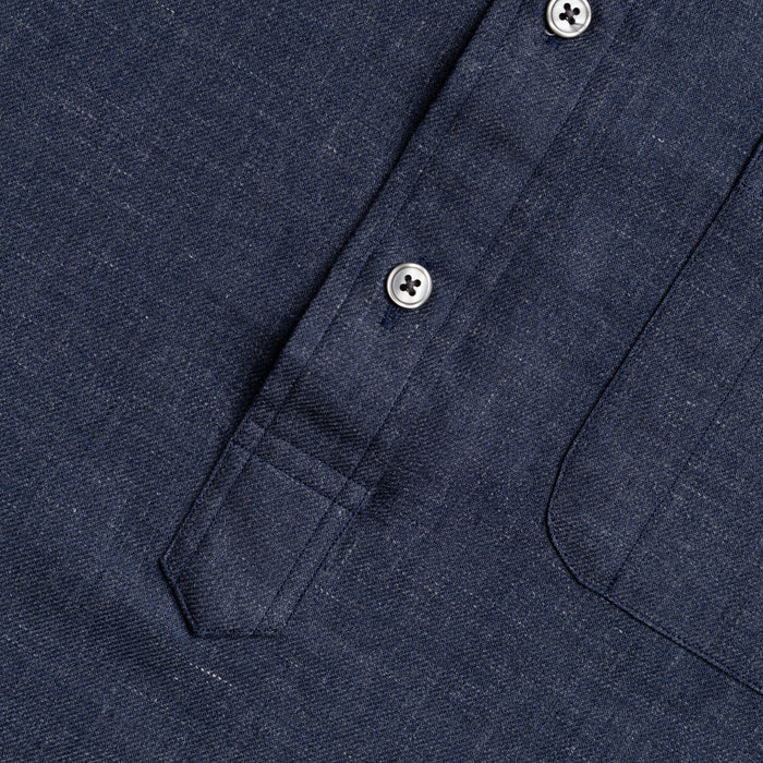CHAMBRAY BANDED COLLAR SHORT SLEEVE POPOVER SHIRT - NAVY