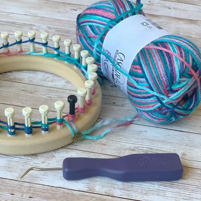 CinDWood Looms Comfort Grip Pick Accessories