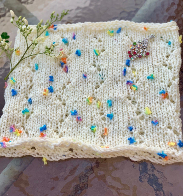Kamalkknits eBook: The Mighty 70 Lace Cowl Patterns Pattern