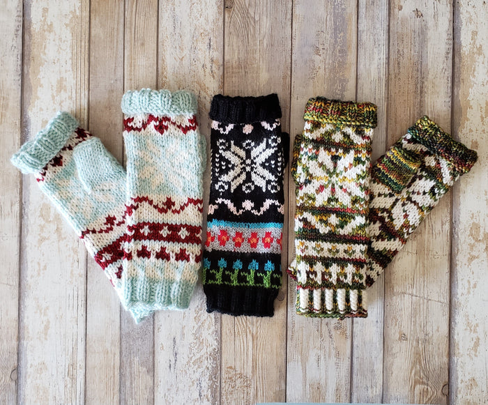 Janae Yagi ePattern: Faire Winter Mitts Pattern