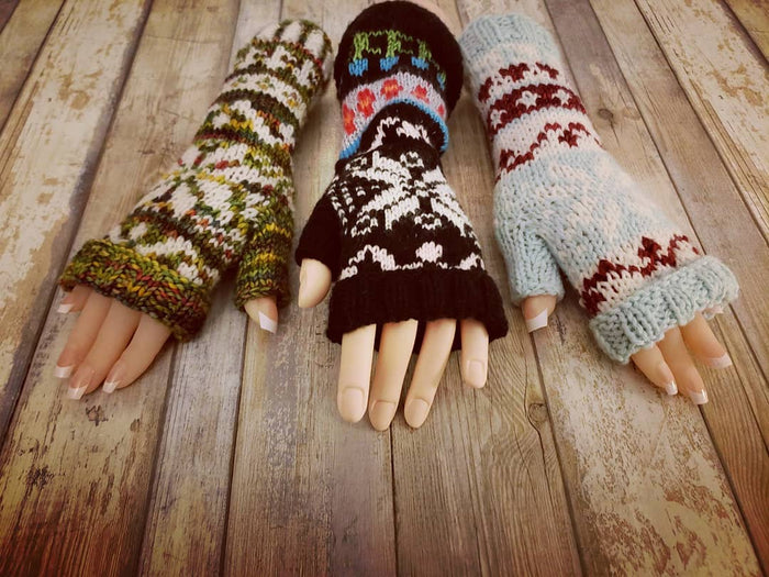 Janae Yagi ePattern: Faire Winter Mitts Pattern