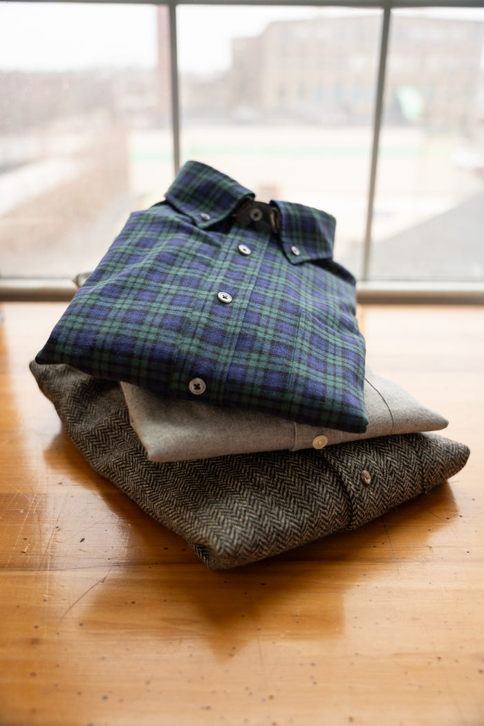 FLANNEL BUTTON DOWN SPORT SHIRT - BLACKWATCH PLAID