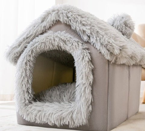 Grey Snow House / Large