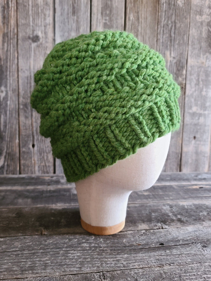 Janae Yagi Loom Knit ePattern: Candy Lane Beanie Pattern