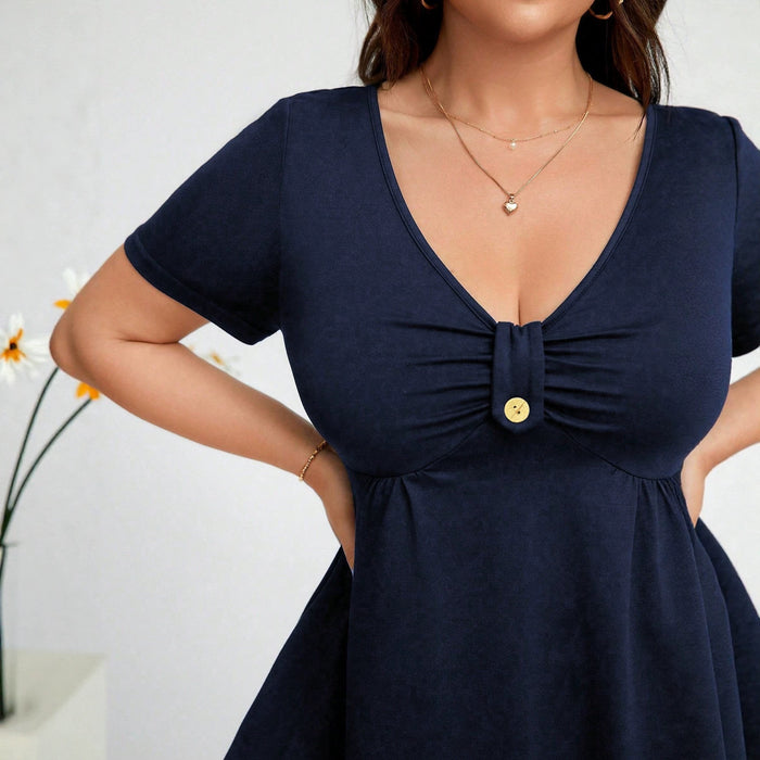 New Stylish And Elegant Solid-color V-neck Short-sleeve Top With A Buckle Detail – Premium 0 | RICALOUX