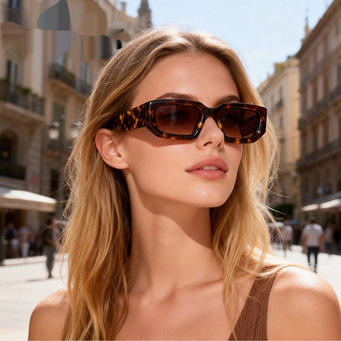 New Trendy European And American-style Sunglasses With A Square Frame And Wide Temple Arms – Premium 0 | RICALOUX