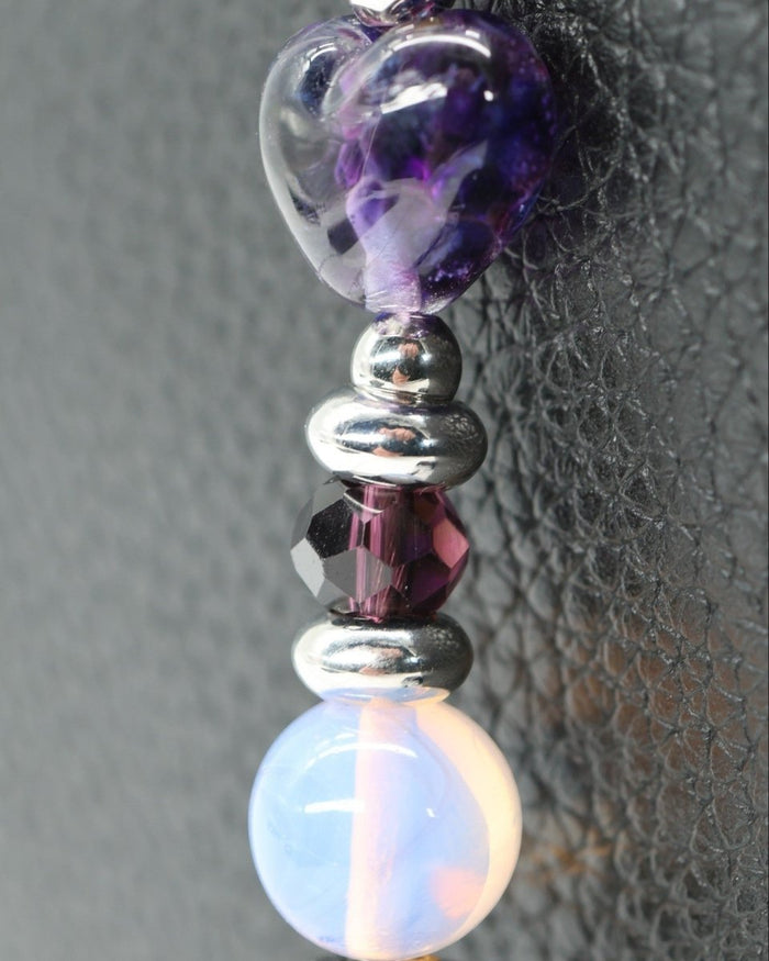 LD Keyfinder Petite Orchid Flutter featuring a handcrafted purple glass heart, pink opalite, and platinum-plated beads.
