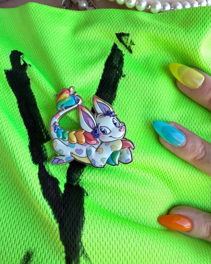 Prismatic Bori Pride Pin, Neopets