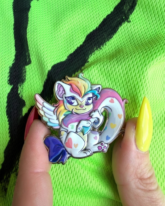 Prismatic Xweetok Pride Pin, Neopets