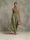 Resort-style Waist-cinching Figure-flattering Pleated Dress by Ricaloux