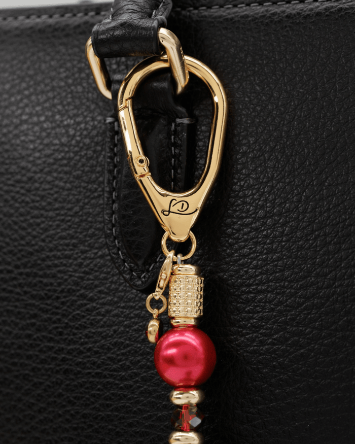 Scarlet pearlized glass