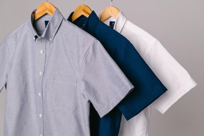 SEERSUCKER BUTTON DOWN ARTIST SHIRT - NAVY