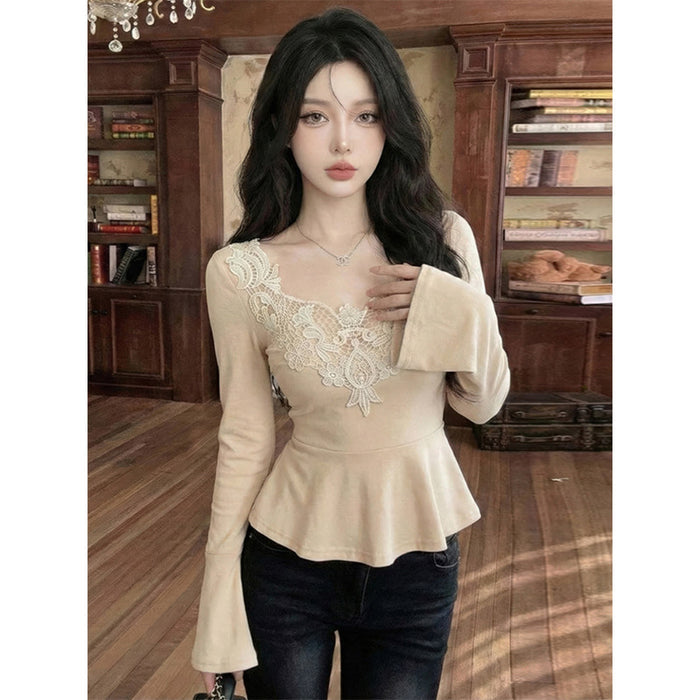 Stylish And Chic Design With Ruffled Hem And Flared Sleeves by Ricaloux