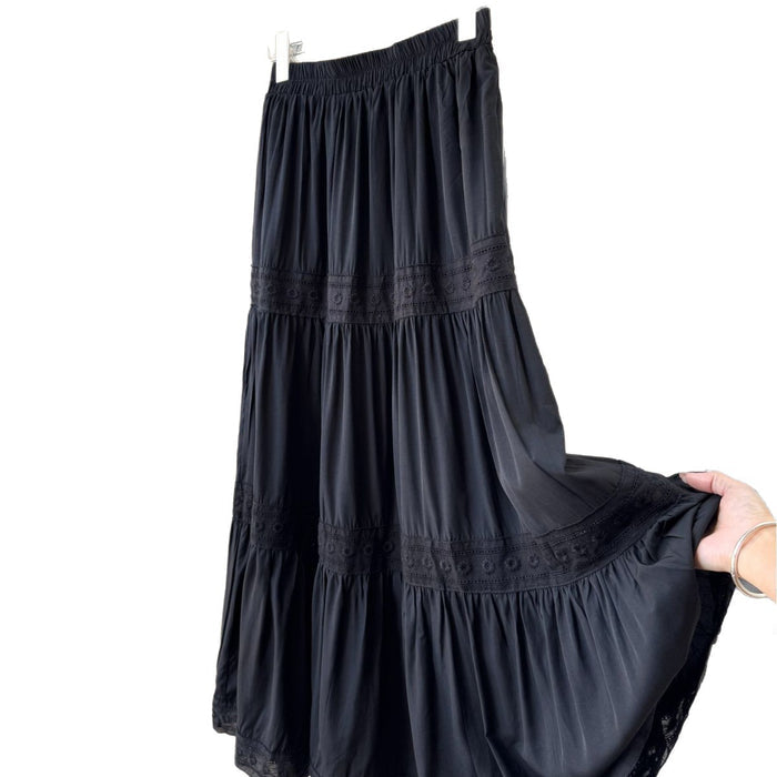 Versatile Floral Embroidered Lace Trim Midi Skirt – Premium 0 | RICALOUX