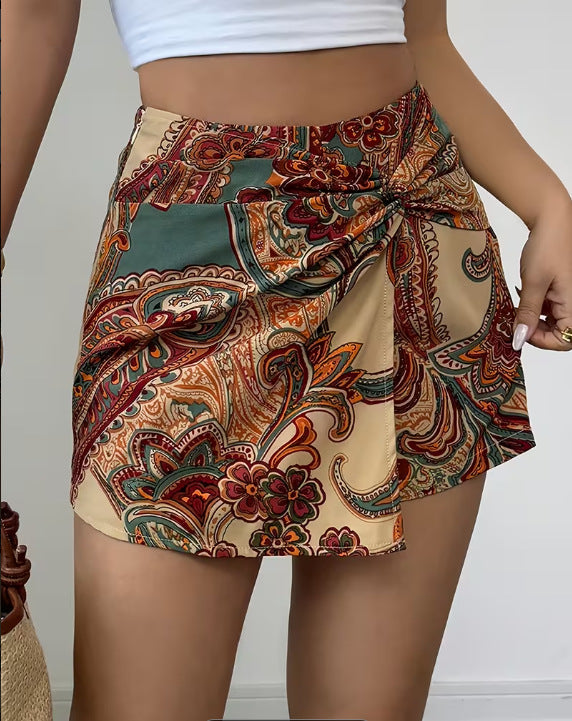 Womens Fashionable Paisley-Print Knotted Wrap Casual Resort Shorts – Premium 0 | RICALOUX
